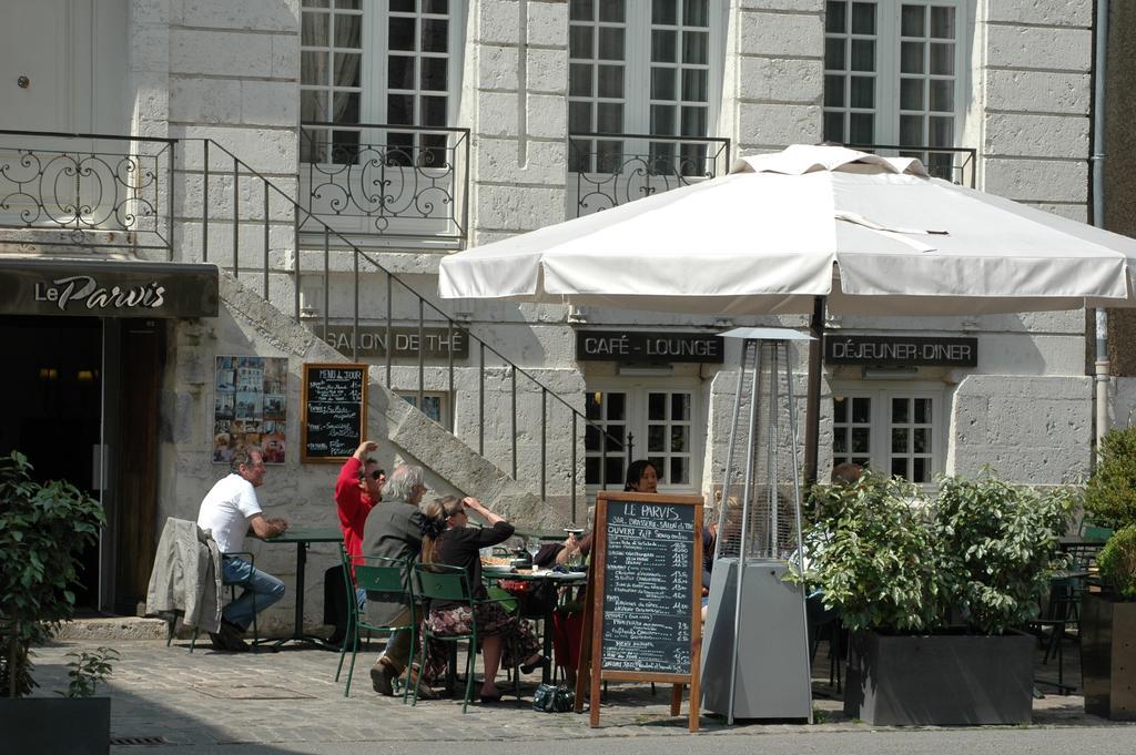 Le Parvis Bed & Breakfast Chartres Exterior photo
